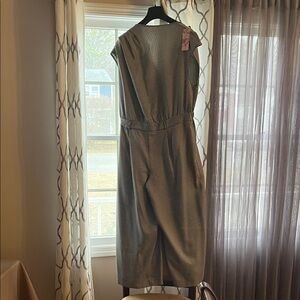 Plaid black and white stretchy pant jumper